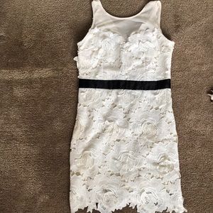 Dainty Hooligan  off-white fitted dress